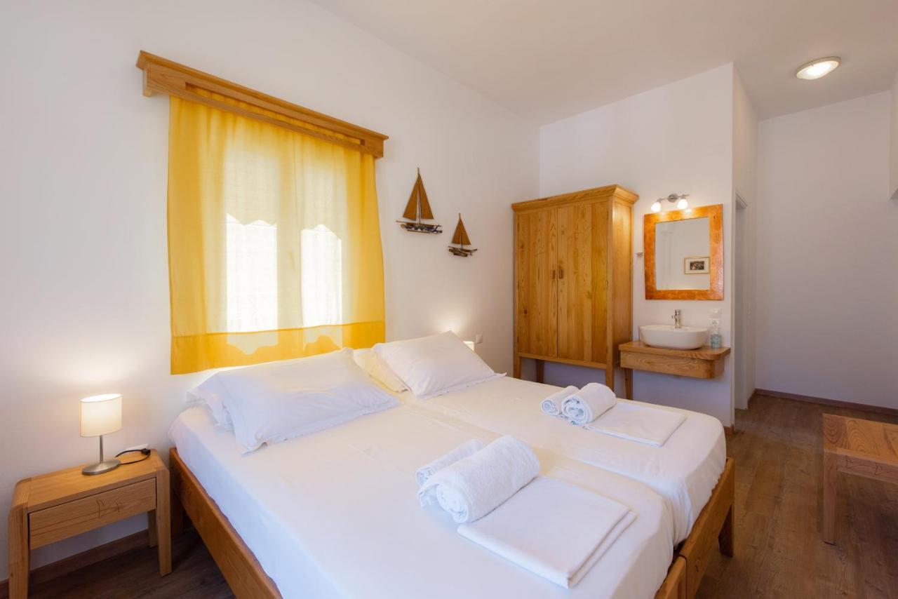 Margado Hotell Kamares  Exteriör bild